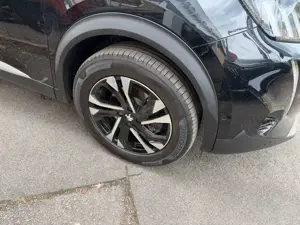 Peugeot 2008 Bild 4
