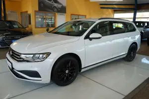 Volkswagen Passat Variant Basis AUTOMATIK / NAVI / R-KAM