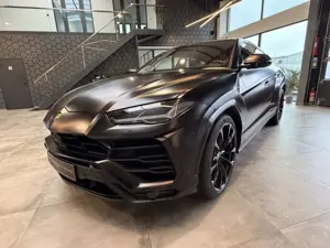 Lamborghini Urus BO AKRAPOVIC Garantie 10/2027  23 Zoll