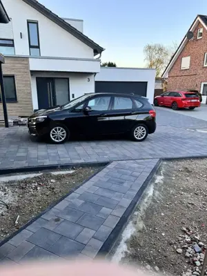 BMW 218 Aktive Tourer 218 d . 2 Jahre TÜV möglich.