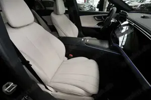 Mercedes-Benz E 220 d 4M T-Modell AMG MBUX+360°+DIG-LED+Pano+ Bild 4