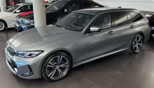 BMW 330 330e Touring xDrive Aut.
