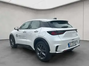 Lexus LBX FWD Relax 67 kW, 5-türig Bild 3