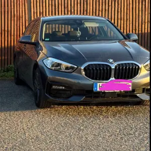 BMW 118 118 i Sport Line Bild 2