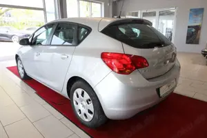 Opel Astra J 5-trg. Edition Bild 3