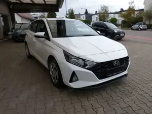 Hyundai i20 Essential Komfort AUTOMATIK APPLE KAMERA SHZ