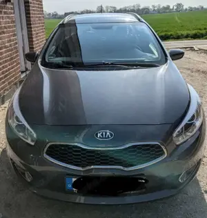 Kia Ceed / cee'd 1.6 GDI ISG Dream Team Edition Bild 2