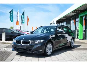 BMW 318 d Touring Navi LED SHz Apple CP BMW Live