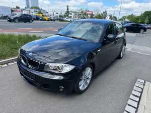 BMW 118 i M Sport/Navi/SHZ/PDC/Leder/Schiebedach