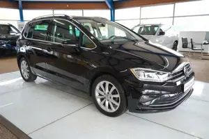 Volkswagen Golf Sportsvan VII Highline AUTOMATIK / XENON Bild 2
