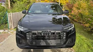 Audi Q8 Q8 55 TFSI quattro tiptronic S-line