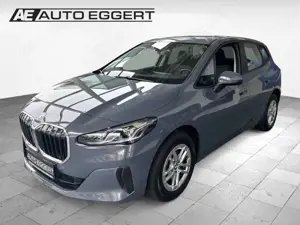 BMW 218 Active Tourer i Park-Assistent Navi Digitales Cock