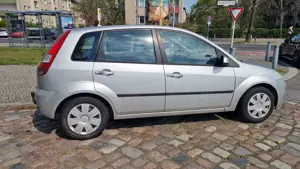 Ford Fiesta Fiesta  5-Türer 1.3 Ambiente