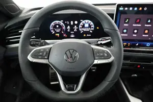Volkswagen Passat Variant 2.0 TDI 142 kW 4Motion R-Line DSG 4M R-LINE, Pa... Bild 5