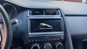 Jaguar E-Pace E-Pace D180 AWD Aut. SE Bild 5