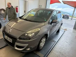 Renault Grand Scenic Bild 3