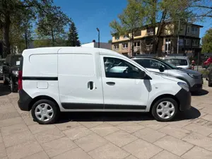 Dacia Dokker Express Essential / Klimaanlage / Navi Bild 4