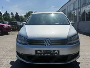 Volkswagen Sharan Trendline BMT 1.4 TSI Euro 5 Bild 2