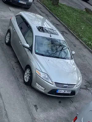 Ford Mondeo Ghia