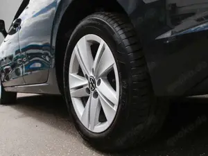 Volkswagen Golf VIII 1.5 TSI Life Navi/LED/SHZ Bild 5