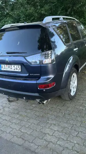 Mitsubishi Outlander Outlander 2.2 DI-D 4WD Instyle Bild 4