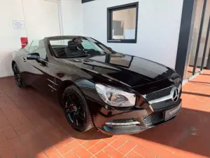Mercedes-Benz SL 500 /Pano/MagicSky/Kamera/HarmanKardon/Xenon