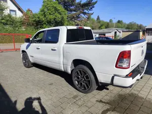 Dodge RAM Dodge Ram 1500 Big Horn Crew Cab Bild 2