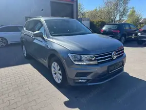 Volkswagen Tiguan Allspace TiguanAllspace Comf MFL Temp Navi AHK 7Sitz SHZ