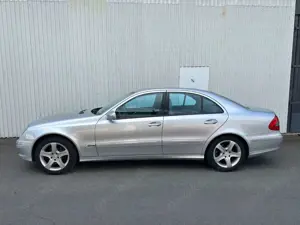 Mercedes-Benz E 280 Lim 4Matic