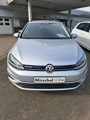 Volkswagen Golf Variant Comfortline 1,5 TSI 6-Gang BlueMotion