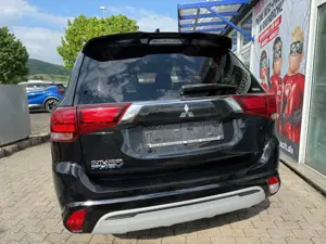 Mitsubishi Outlander Bild 2
