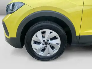 Volkswagen T-Cross 1.0TSI Life PDC Klima Sitzh APP LED Bild 5