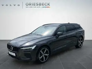 Volvo V60 Kombi T8 Ultimate Dark Recharge WiPa*Navi*LED