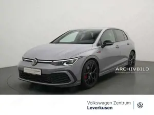Volkswagen Golf VIII GTI DSG ACC NAVI KAM SHZ