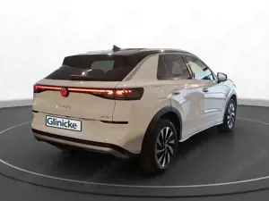 Volkswagen T-Roc Style 1.5 l eTSI Massage AHK Alwetter Bild 2