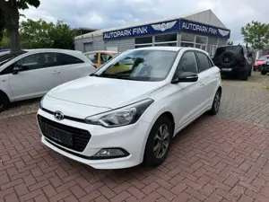 Hyundai i20 Passion aus 1.Hand+Scheckheft+Winterreifen