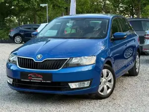 Skoda Rapid/Spaceback Ambition*Tempomat*Sitzheizung*Start/Stop