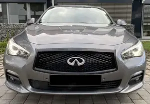 Infiniti Q50 3.0T ( twin-turbo ) AWD
