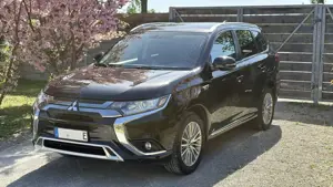 Mitsubishi Outlander 2.4 4WD Plug-In Hybrid Diamant