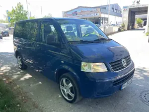 Volkswagen T5 Transporter Bild 2