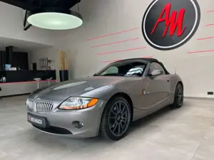 BMW Z4 Roadster 3.0i*Hardtop*Leder*PDC*Xenon*Sound*