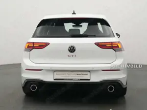Volkswagen Golf VIII GTI DSG ACC NAVI LED KLIMA SHZ PDC Bild 4