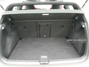Volkswagen Golf VIII GTI DSG ACC NAVI LED KLIMA SHZ PDC Bild 5