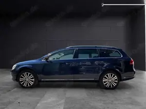 Volkswagen Passat Variant Highline EcoFuel DSG  /AHK/LEDER/ Bild 4