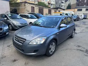 Kia Ceed / cee'd LX*Klimaanlage*Euro4*2.Hand*Allwetterb.*TÜV NEU