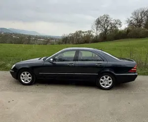 Mercedes-Benz S 320 Bild 2