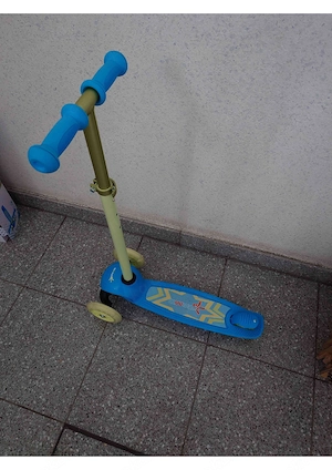 Kinder-Tretroller muuwnik Kids Scooter UP   neuwertig mit Originalkarton