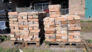 gebrauchte Steine