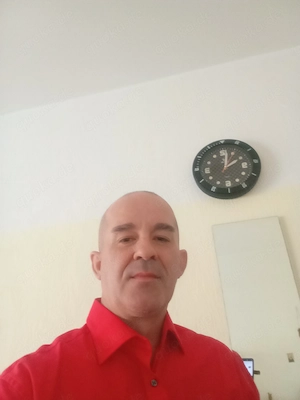 Attraktiver Mann 53, Jahre alt,schlank,.sucht schlanke Partnerin Bild 2