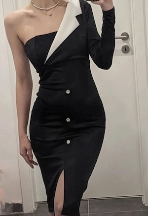 Figurbetontes Kleid one shoulder knöpfe edel schick